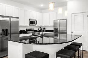 Upstay - Ultimate Orlando Oasis w Pool and Hot Tub