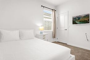 Upstay - Ultimate Orlando Oasis w Pool and Hot Tub