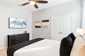 Upstay - 31-guest Home w Pool-hot Tub-cinema-games