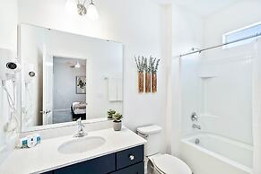 Upstay - 31-guest Home w Pool-hot Tub-cinema-games