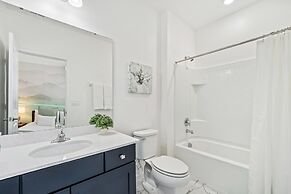 Upstay - 31-guest Home w Pool-hot Tub-cinema-games