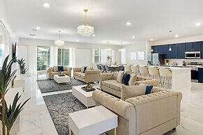 Upstay - 31-guest Home w Pool-hot Tub-cinema-games