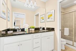 Upstay - Theater Games Pool - Hot Tub - Sleeps 16