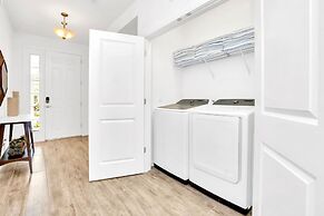 Upstay - 19-guest Resort Home w Pool Hottub Disney