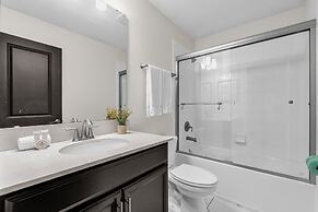 Pool Hot Tub Resort Waterslides - Sleeps 16