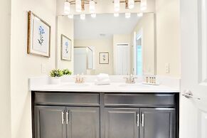 Pool Hot Tub Resort Waterslides - Sleeps 16