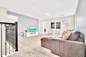 Pool Hot Tub Resort Waterslides - Sleeps 16