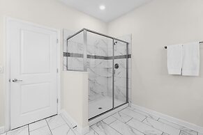 Pool Hot Tub Resort Waterslides - Sleeps 16