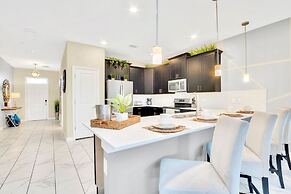 Pool Hot Tub Resort Waterslides - Sleeps 16