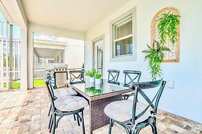 Pool Hot Tub Resort Waterslides - Sleeps 16