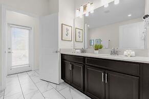 Pool Hot Tub Resort Waterslides - Sleeps 16