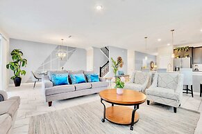 Pool Hot Tub Resort Waterslides - Sleeps 16