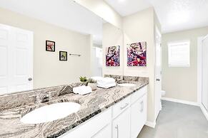 Upstay - 20-guest Home w Hot Tub-pool-bbq-arcade