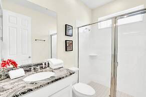 Upstay - 20-guest Home w Hot Tub-pool-bbq-arcade