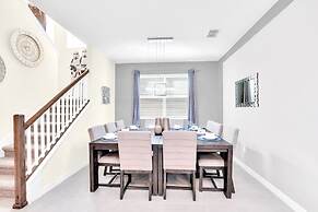 Upstay - 20-guest Home w Hot Tub-pool-bbq-arcade