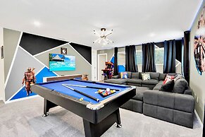 Upstay - 20-guest Home w Hot Tub-pool-bbq-arcade