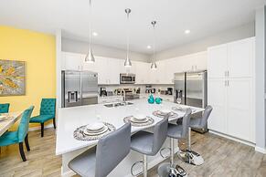 Sleeps 26 - Private Pool Hot Tub Games Cinema