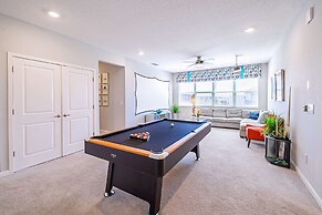 Sleeps 26 - Private Pool Hot Tub Games Cinema