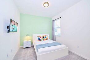 Upstay- Resort Home w Pool Hot Tub - Near Disney