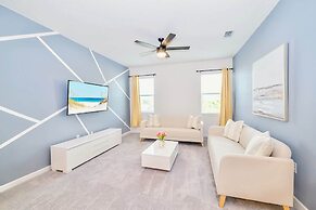 Upstay- Resort Home w Pool Hot Tub - Near Disney