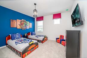 Upstay - Magic Mansion w Pool-spa-cinema-games