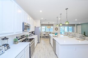 Upstay - Magic Mansion w Pool-spa-cinema-games