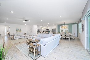 Upstay - Magic Mansion w Pool-spa-cinema-games