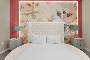 Upstay - 30ppl Home w Theme Rooms-games-pool-spa