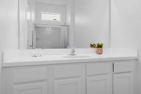 Upstay - 30ppl Home w Theme Rooms-games-pool-spa