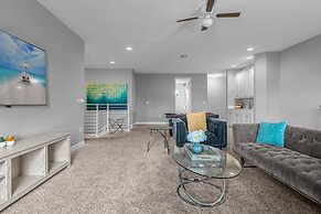 Upstay - 13-bedroom Resort Home w Pool Hot Tub BBQ