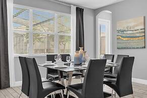 Upstay - 13-bedroom Resort Home w Pool Hot Tub BBQ