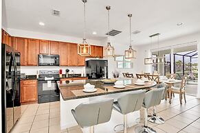 18 Guest Resort Home - Pool BBQ - Near Disney