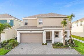 Upstay - Theme Rooms Pool Spa Theatre Arcade