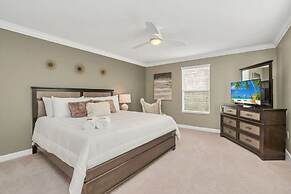 Upstay - Pet-friendly Home With Pool-hot Tub-bbq