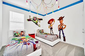 Upstay - Modern Pool Home w Games - Sleeps 18