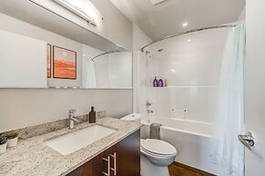 Luxury 2BR Condo - Downtown City Views
