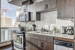 Luxury 2BR Condo - Downtown City Views