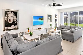 Sonoma Resort Home With Private Pool Games Room