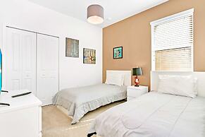 Sonoma Resort Home With Private Pool Games Room