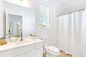 Sonoma Resort Home With Private Pool Games Room