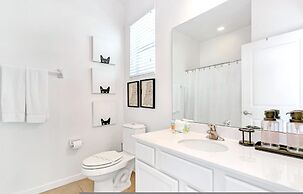 Sonoma Resort Home With Private Pool Games Room