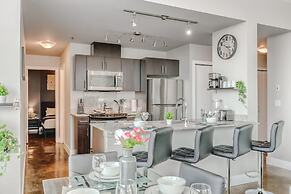 Luxury Condo Steps From Stampede Park