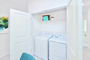 Upstay - 26 Guests Mansion w Pool-cinema-spa-games