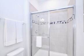 Upstay - 26 Guests Mansion w Pool-cinema-spa-games