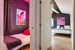 Pool Hottub Magic School Bus 5 Mins to Downtown