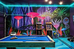 Upstay - 24-guest Home w Theme Rooms-cinema-arcade