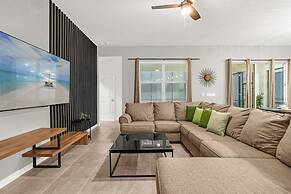 Upstay - 24-guest Home w Theme Rooms-cinema-arcade