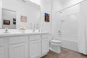 Upstay - 24-guest Home w Theme Rooms-cinema-arcade