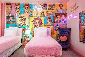 Upstay - 24-guest Home w Theme Rooms-cinema-arcade