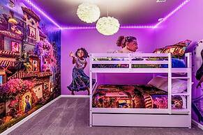 Upstay - 24-guest Home w Theme Rooms-cinema-arcade